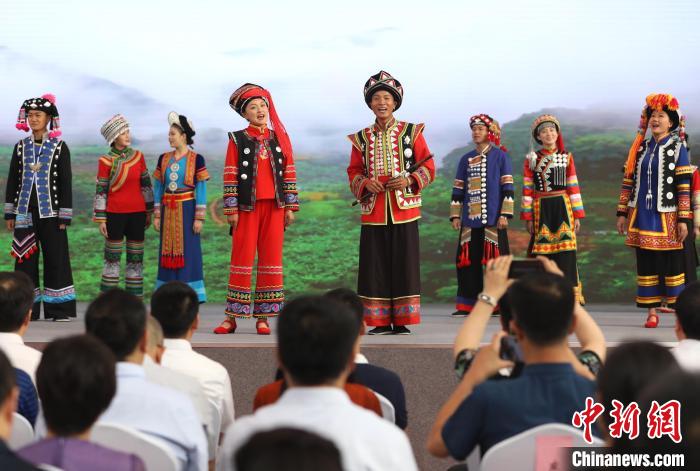 6月20日，“石榴花开美京城”首届北京中华民族文化周在北京园博园开幕。　<a target='_blank' href='/'>中新社</a>记者 赵隽 摄